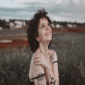 Hoe verhoog je je serotonineniveau op een natuurlijke manier?